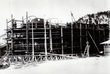 Yard Nr. 647, Baikal. Der eisbrechende Zugfähren-Dampfer Baikal während des Wiederaufbaus in Russland